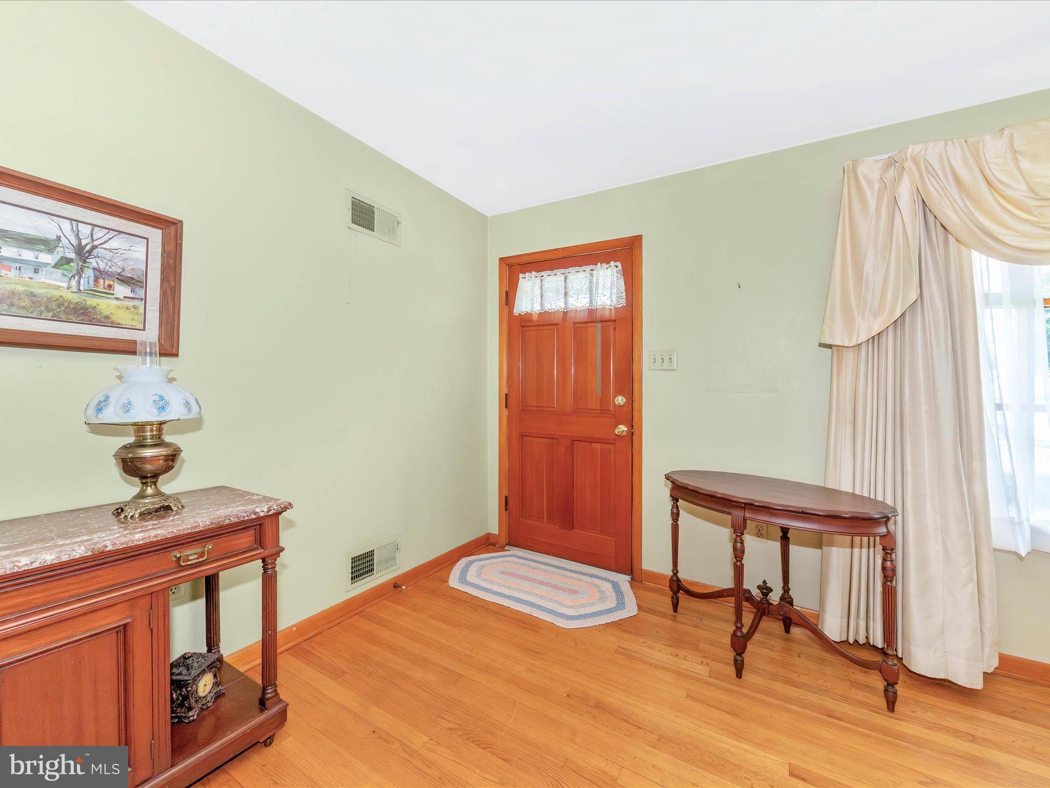 New Market, MD 21774,5515-B BOYERS MILL RD