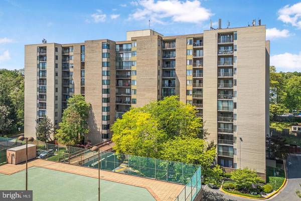 Hyattsville, MD 20783,9200 EDWARDS WAY #218