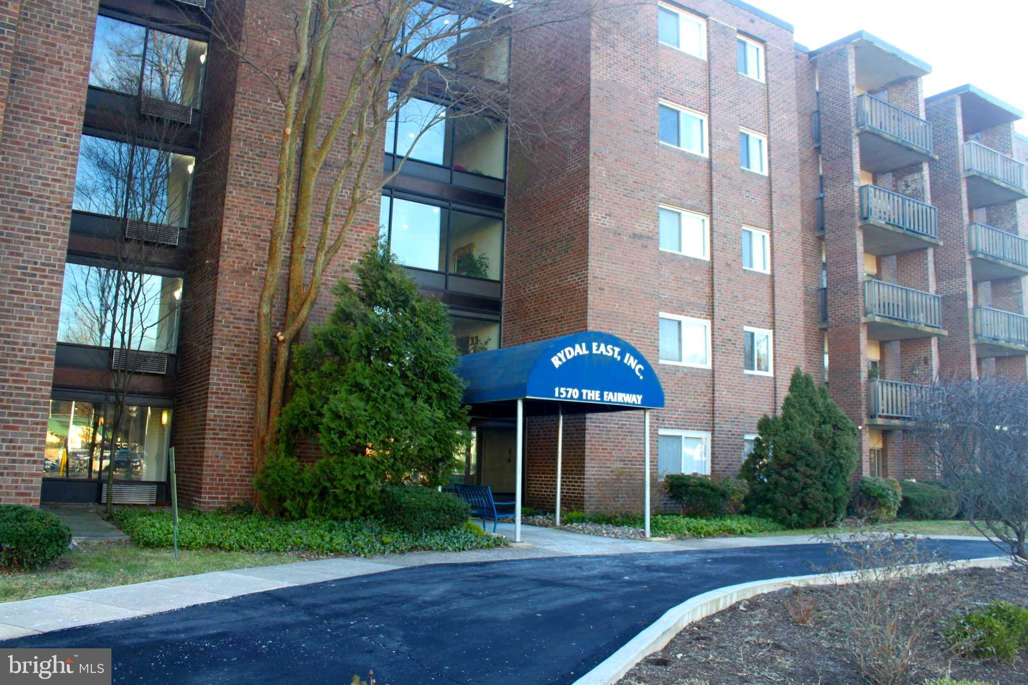 Jenkintown, PA 19046,1570 THE FAIRWAY #103E