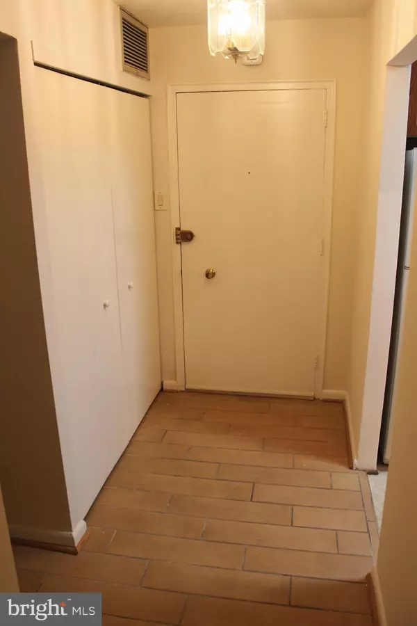 Jenkintown, PA 19046,1570 THE FAIRWAY #103E