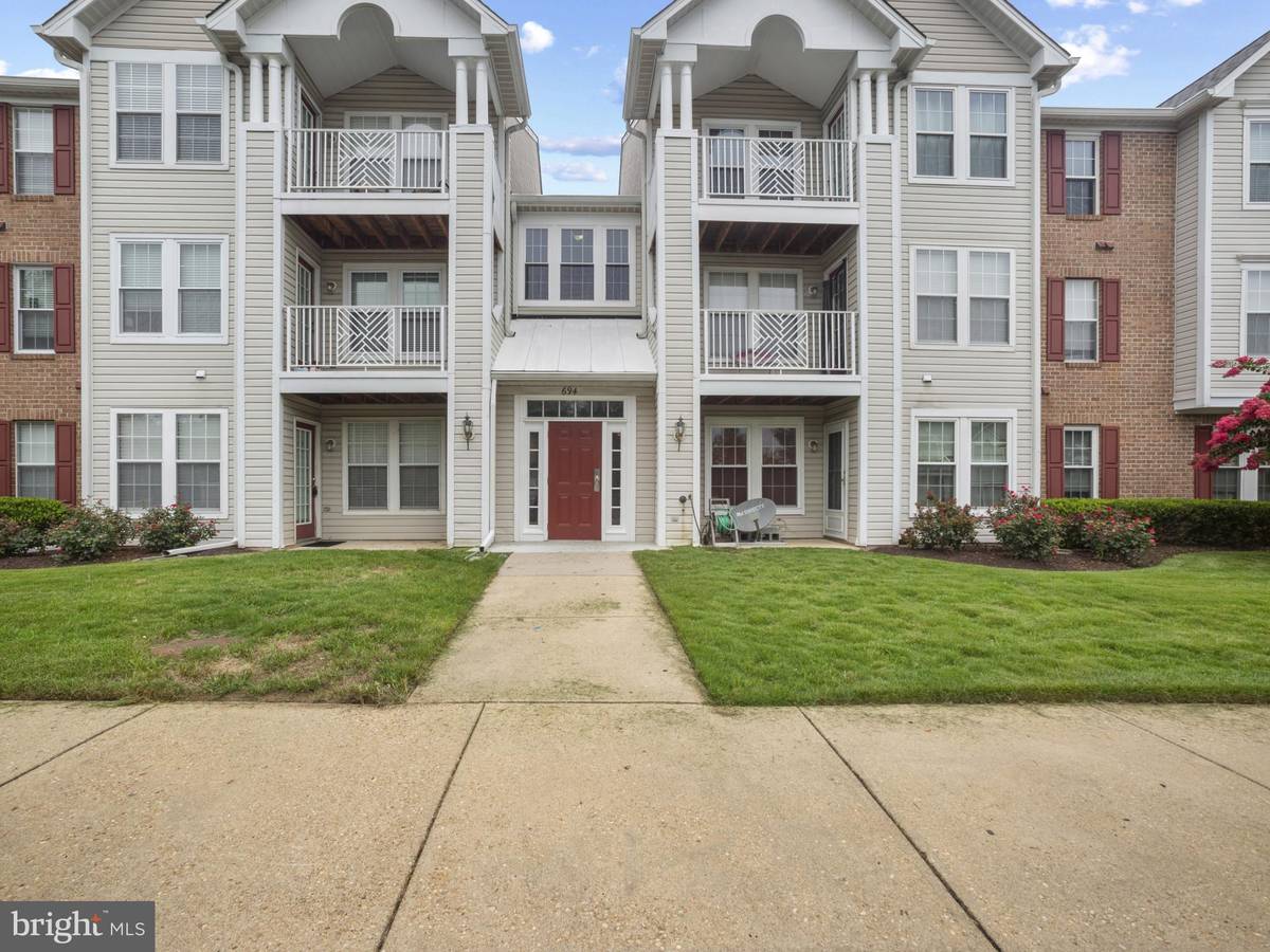 Odenton, MD 21113,694 WINDING STREAM WAY #101
