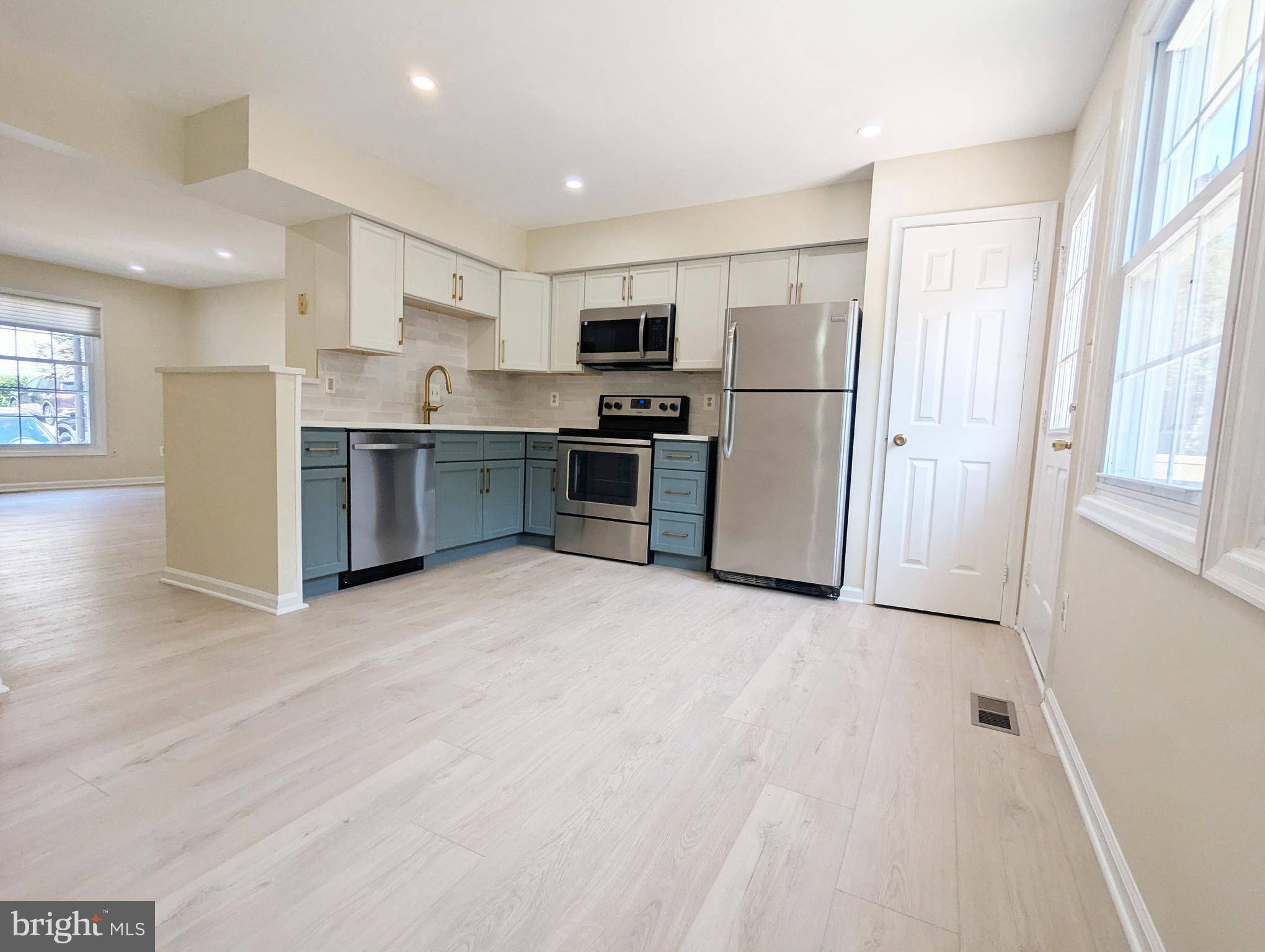 Arlington, VA 22204,5002 9TH ST S