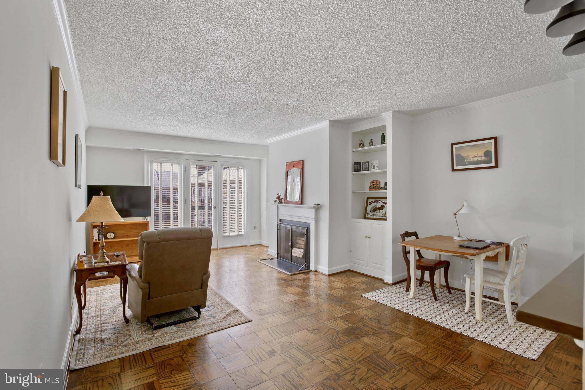 Alexandria, VA 22314,800 S SAINT ASAPH ST #403