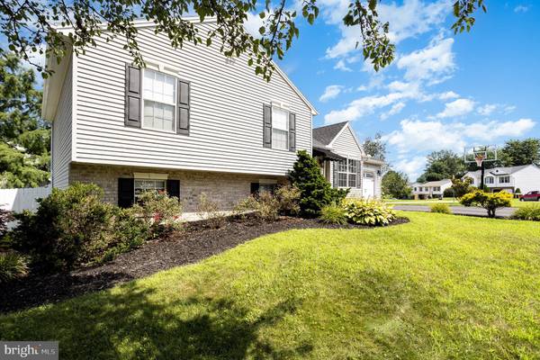Manchester, PA 17345,150 FARM LN