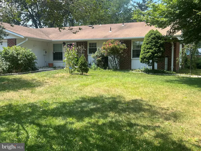 1099-A ARGYLL CIR, Lakewood, NJ 08701