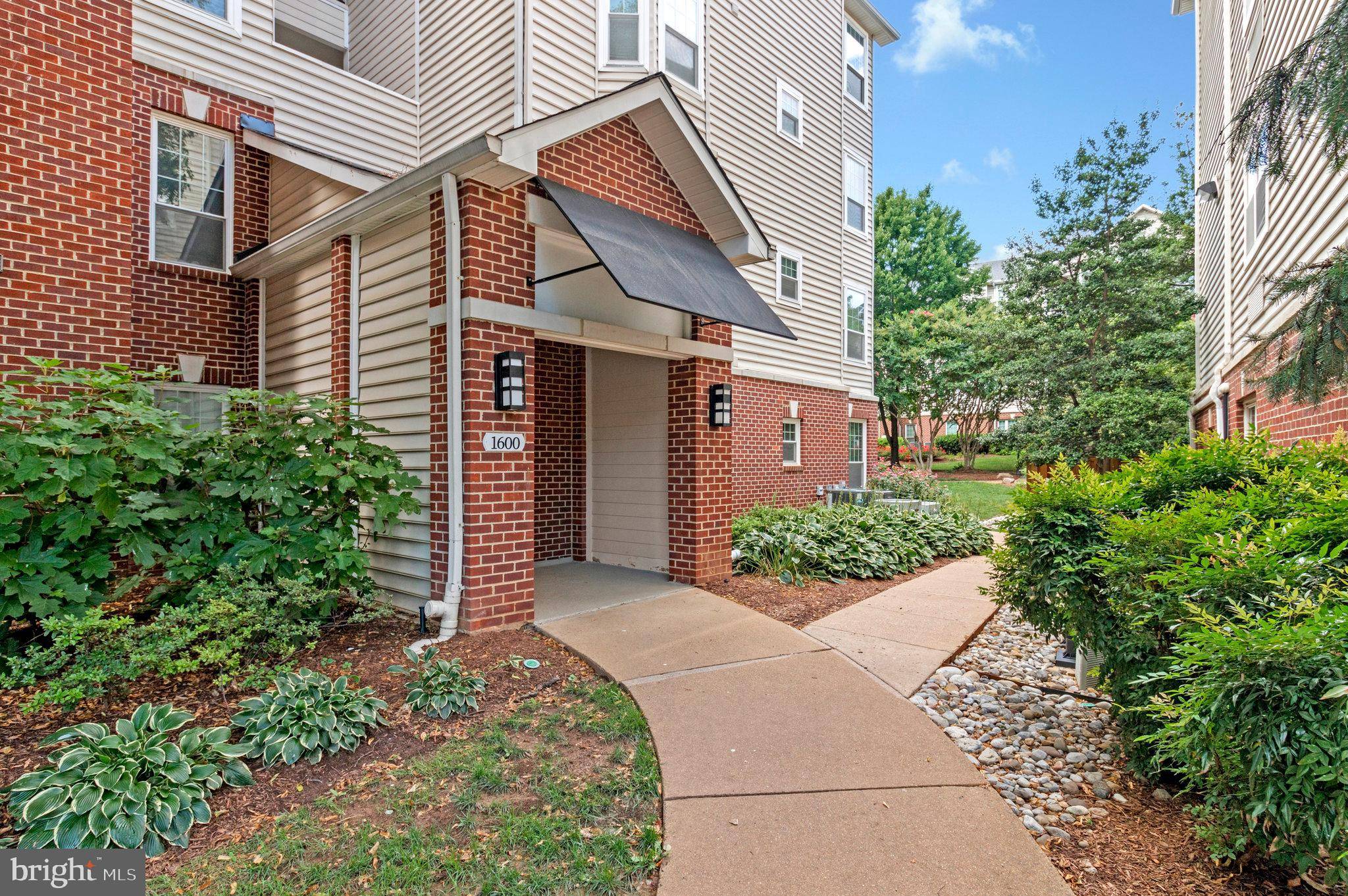 1600 SPRING GATE DR #2202, Mclean, VA 22102