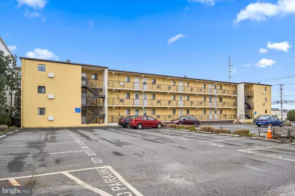 Ocean City, MD 21842,14 136TH ST #205
