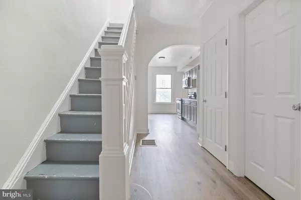 Baltimore, MD 21205,714 N CURLEY ST