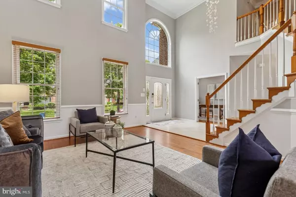 Ashburn, VA 20147,43229 AUGUSTINE PL