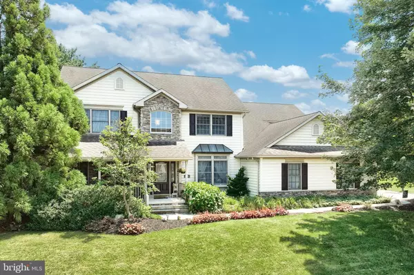 York, PA 17403,2415 EMIRAY CT