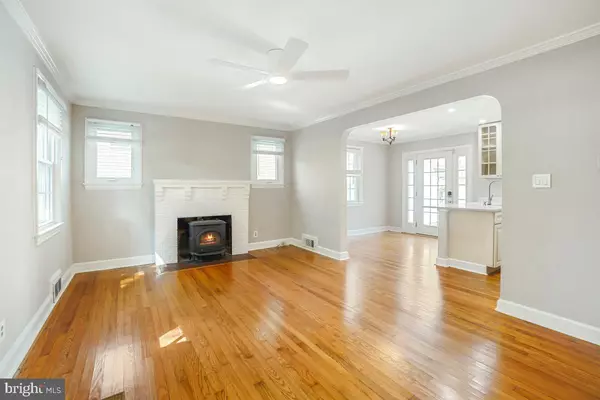 Silver Spring, MD 20901,811 LANGLEY DR