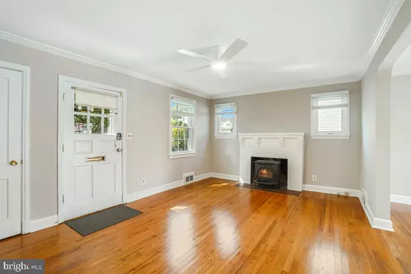 Silver Spring, MD 20901,811 LANGLEY DR