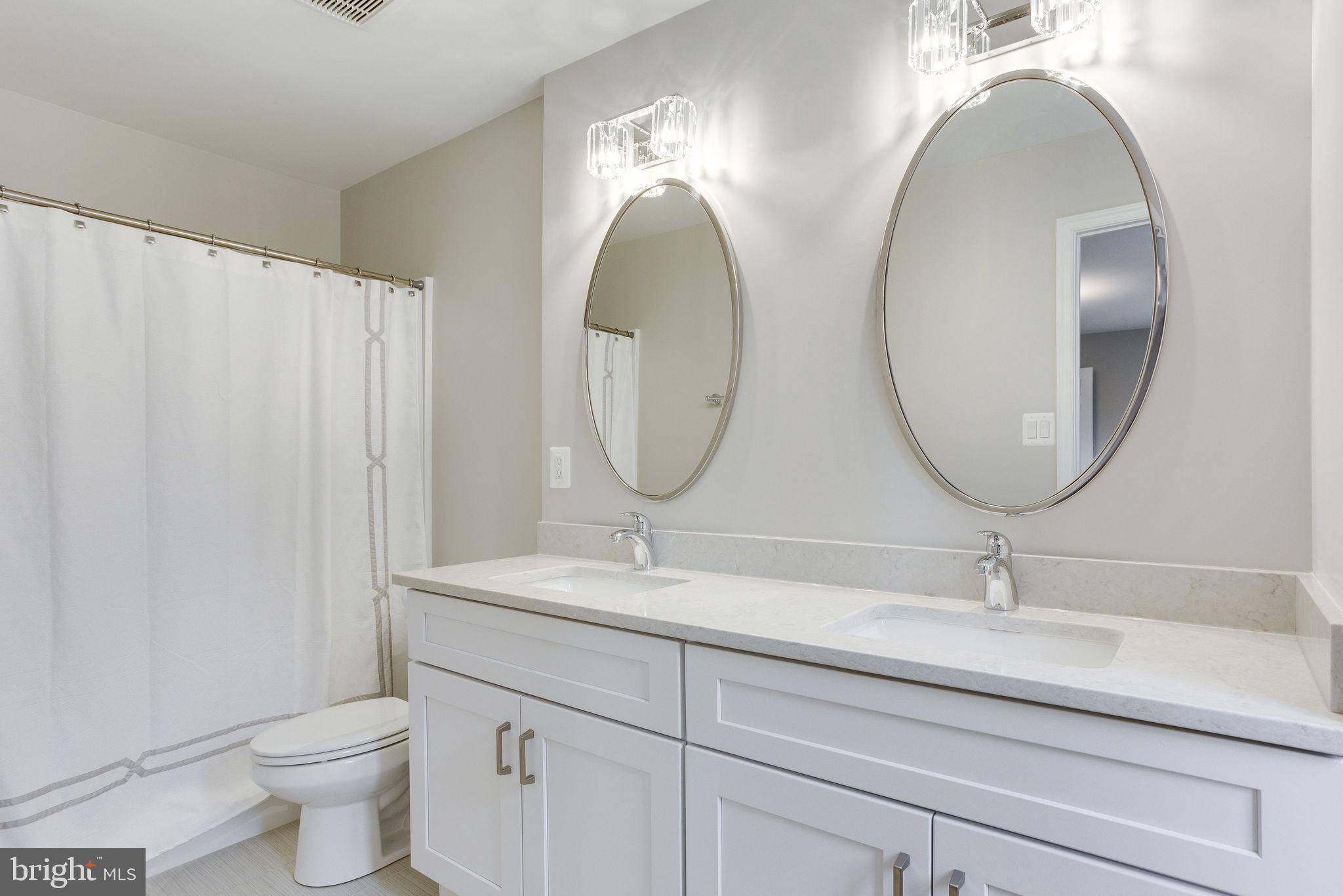 Vienna, VA 22182,2313 MCGREGOR CT