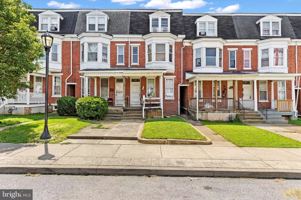 York, PA 17401,272 W JACKSON ST
