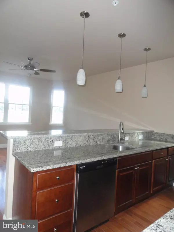 Philadelphia, PA 19128,7623 RIDGE AVENUE #B