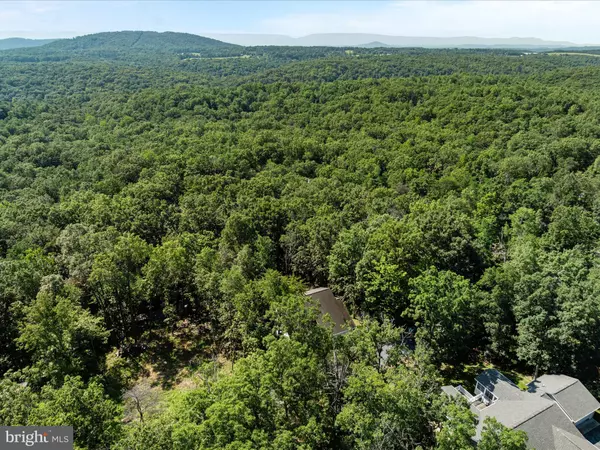 Mount Jackson, VA 22842,139 MAPLE AVE