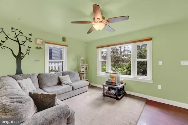 Wyomissing, PA 19610,809 VAN REED RD