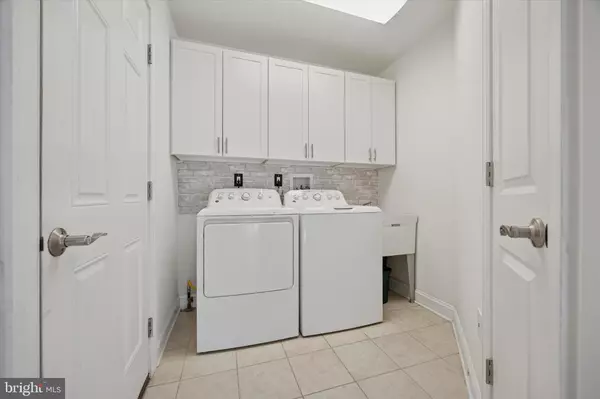 Norristown, PA 19403,801 N PARK AVE