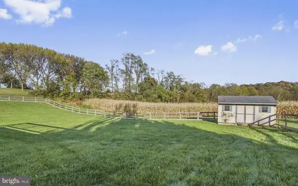 Fawn Grove, PA 17321,495 THRONE RD