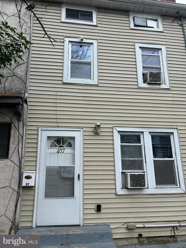 407 CENTRE ST, Trenton, NJ 08611