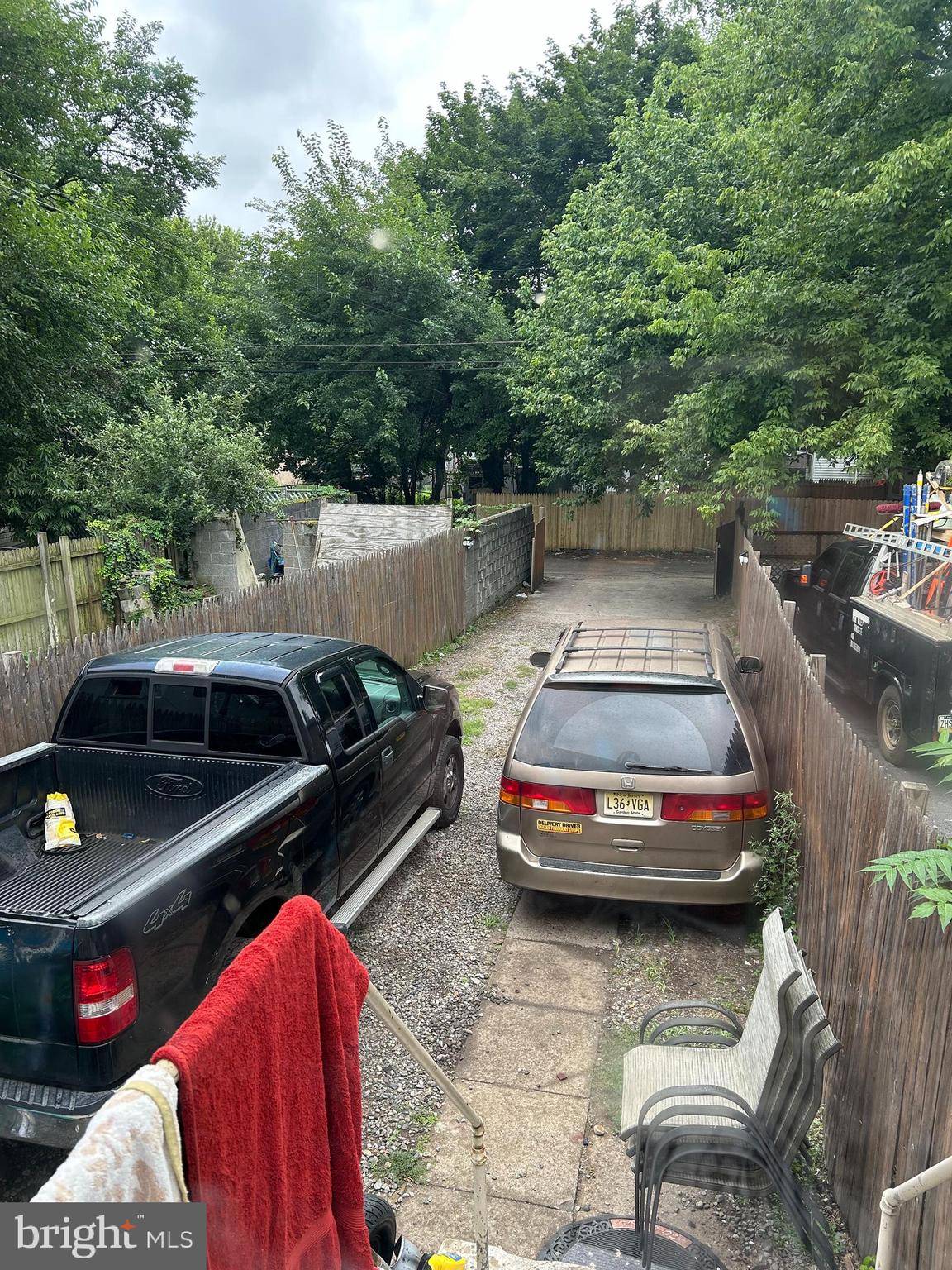 Trenton, NJ 08611,407 CENTRE ST
