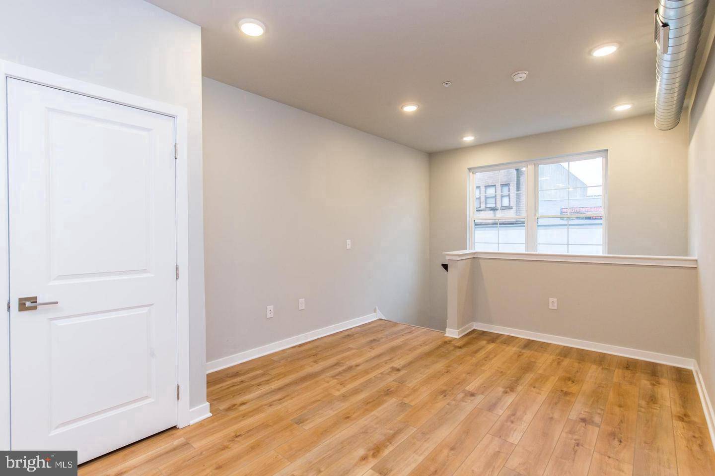 Philadelphia, PA 19133,2553 N FRONT ST #2