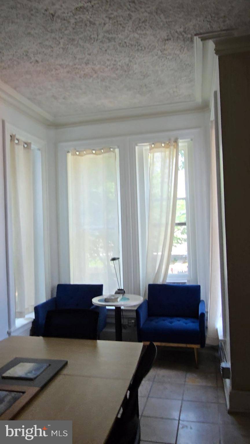 Washington, DC 20003,214 2ND ST SE