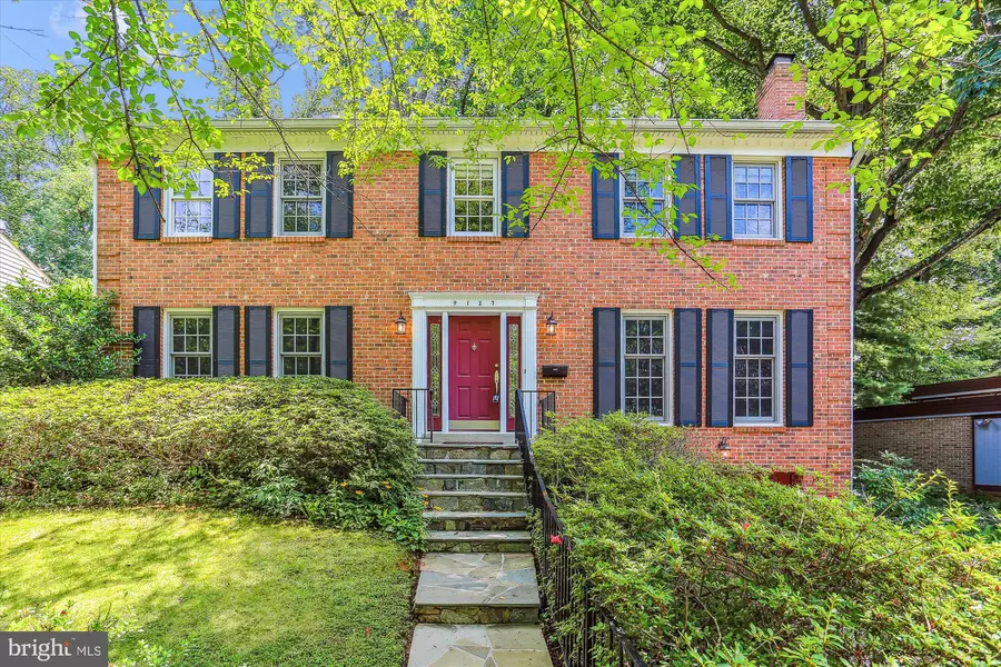 9127 FRIARS RD, Bethesda, MD 20817