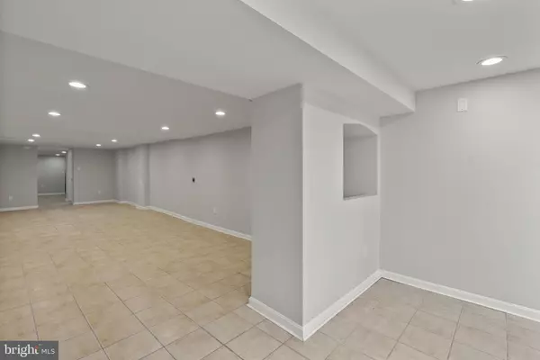 Baltimore, MD 21207,4710 LIBERTY HEIGHTS AVE