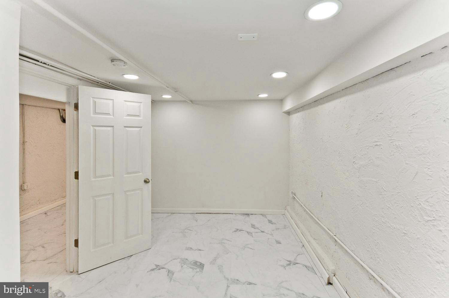 Washington, DC 20001,118 W ST NW #B