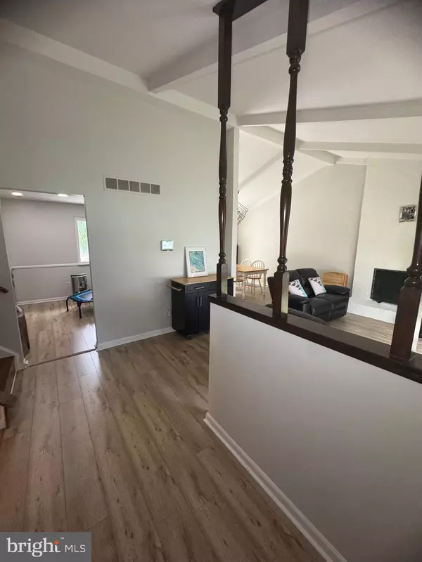 Glen Burnie, MD 21061,7940 COVINGTON AVE