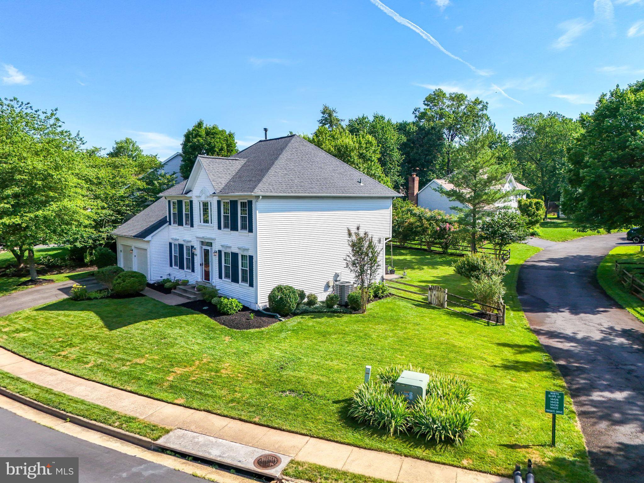 Centreville, VA 20120,14434 N SLOPE ST
