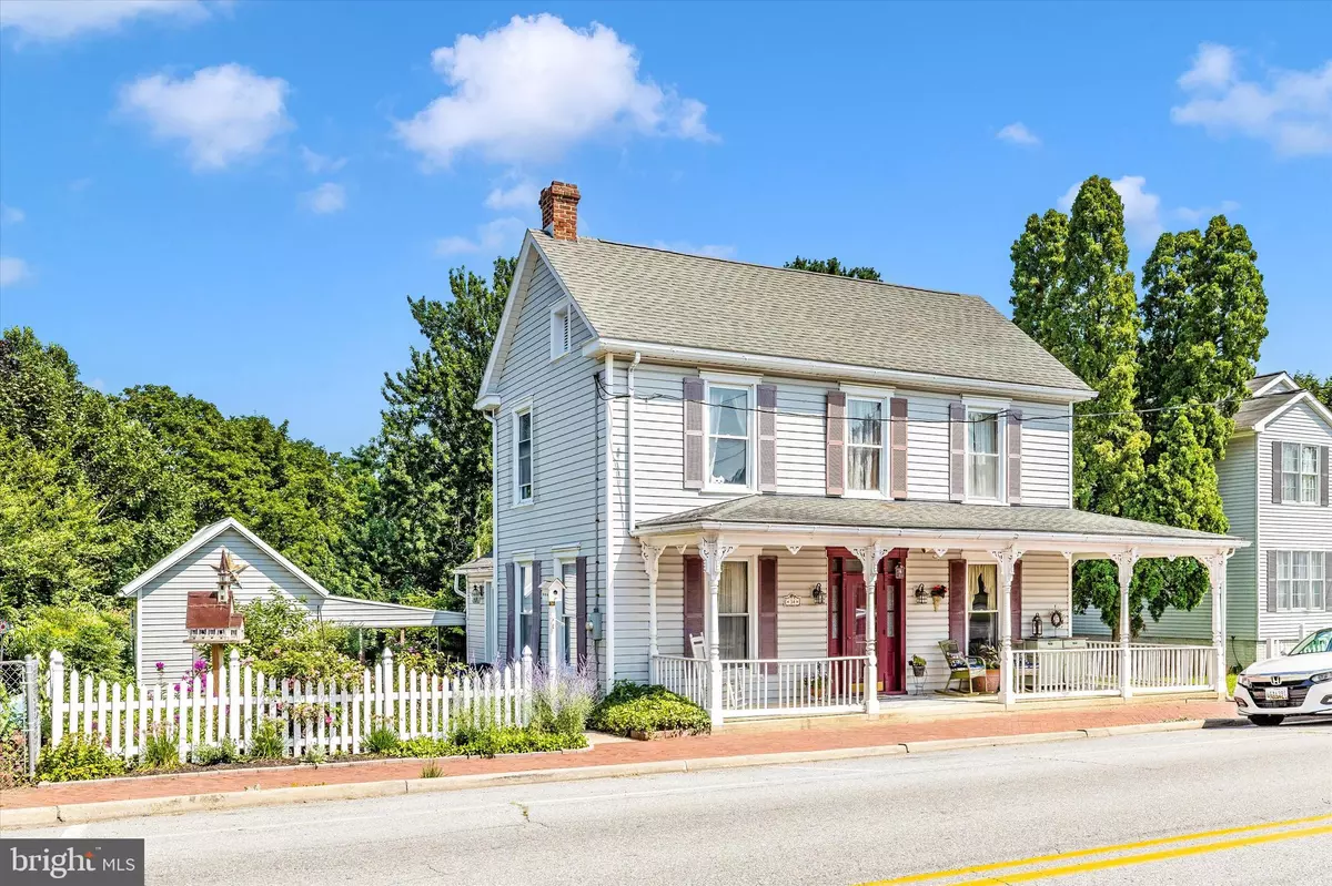 Smithsburg, MD 21783,34 WATER ST W