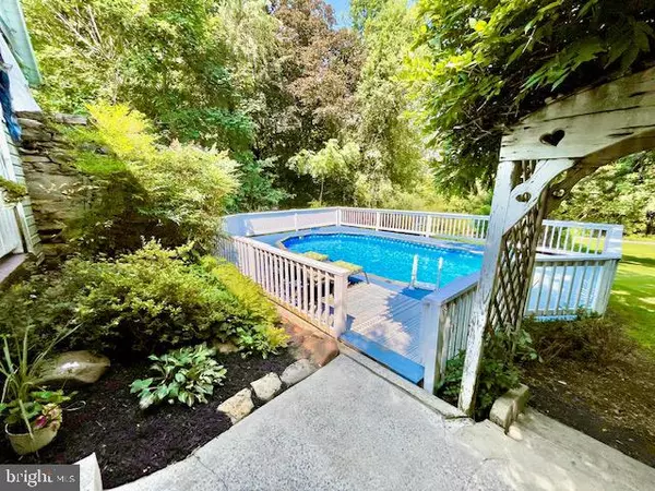 Smithsburg, MD 21783,34 WATER ST W