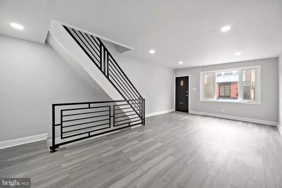 2327 WATKINS ST, Philadelphia, PA 19145