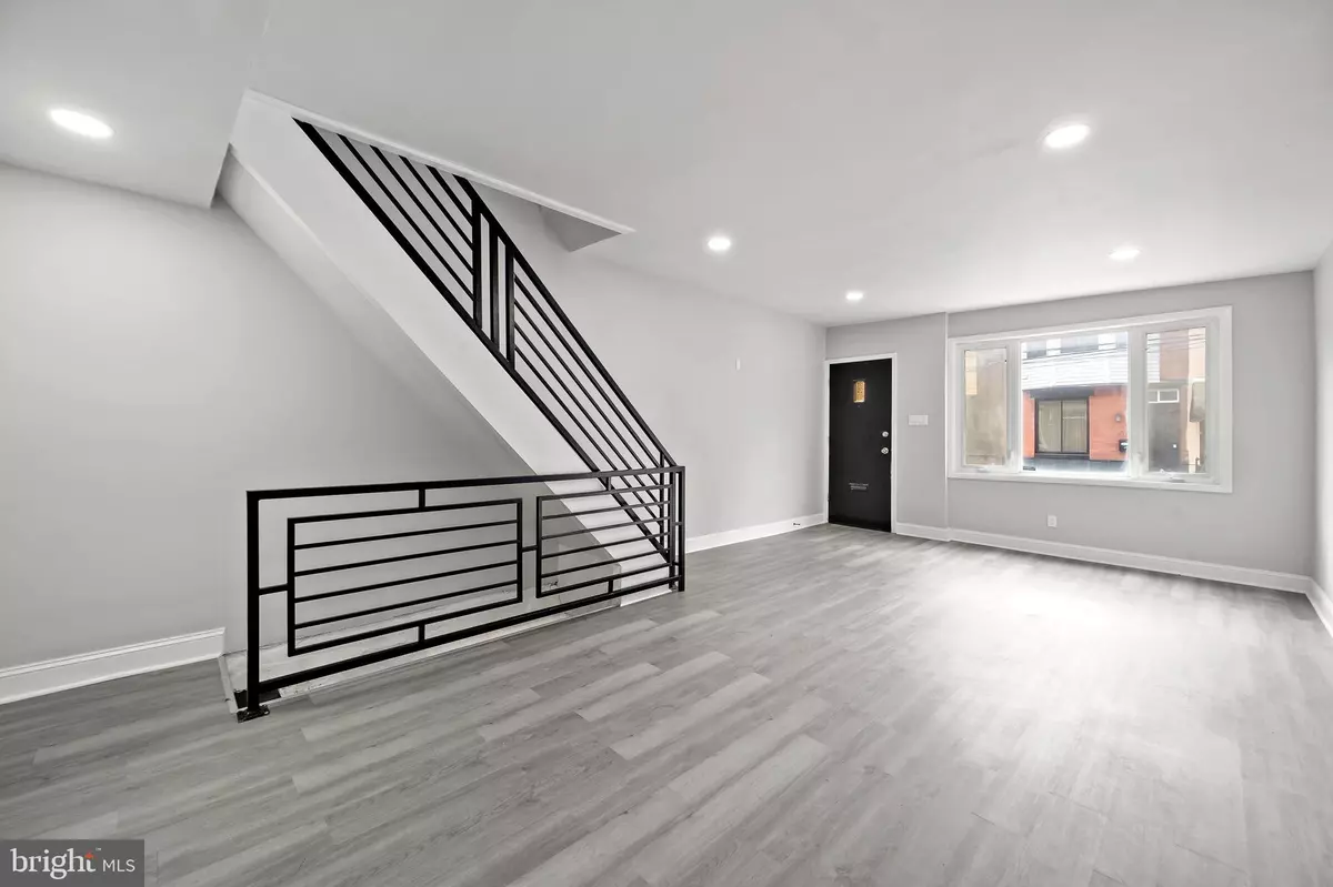 Philadelphia, PA 19145,2327 WATKINS ST