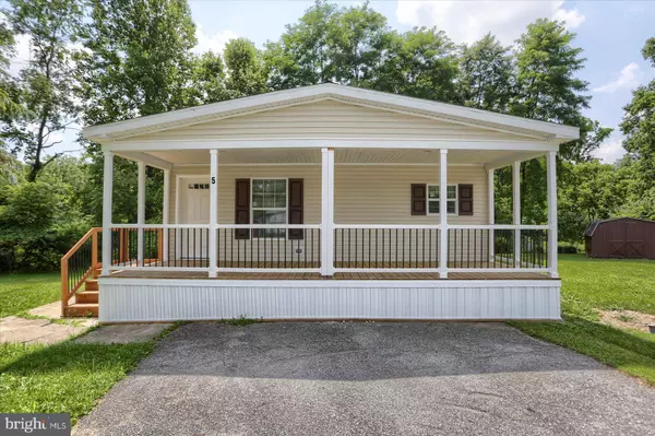 Carlisle, PA 17015,6 BELLA LANE