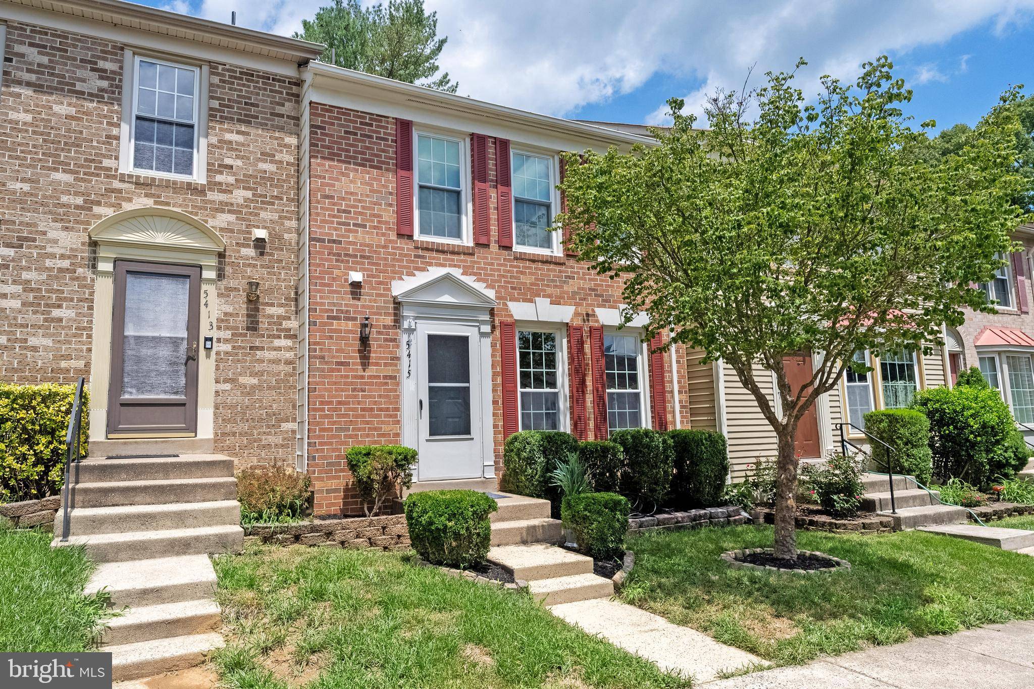5415 NEW LONDON PARK DR, Fairfax, VA 22032