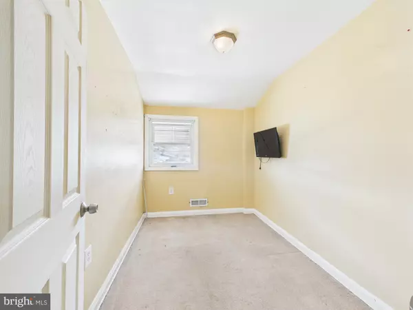 Dundalk, MD 21222,2743 KIRKLEIGH