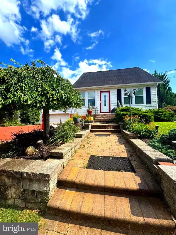 Burlington, NJ 08016,152 E 7TH ST