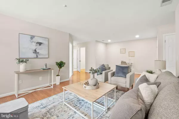 Lutherville Timonium, MD 21093,12340 ROSSLARE RIDGE RD #204