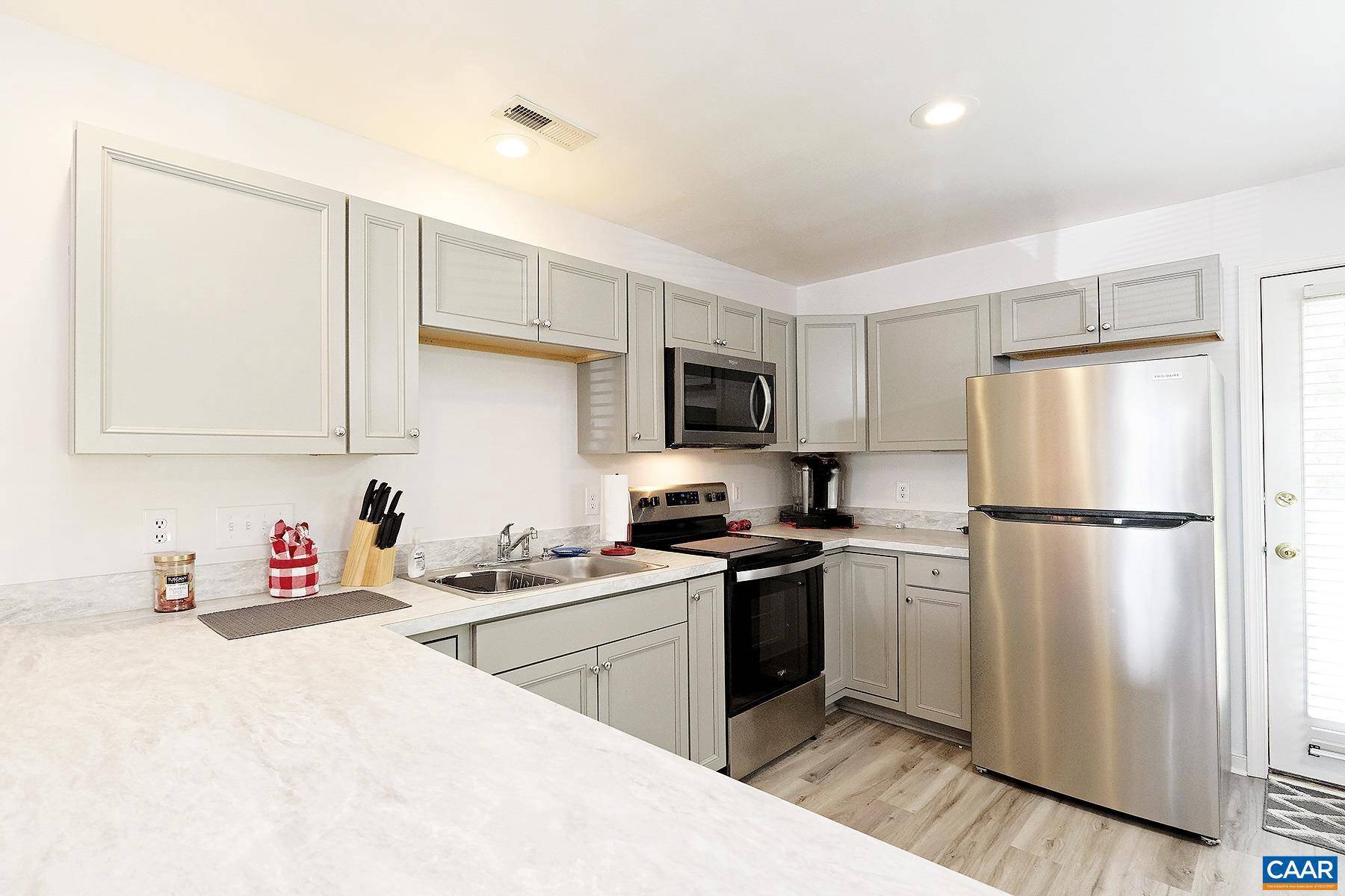 Charlottesville, VA 22902,11 WATERWHEEL CT