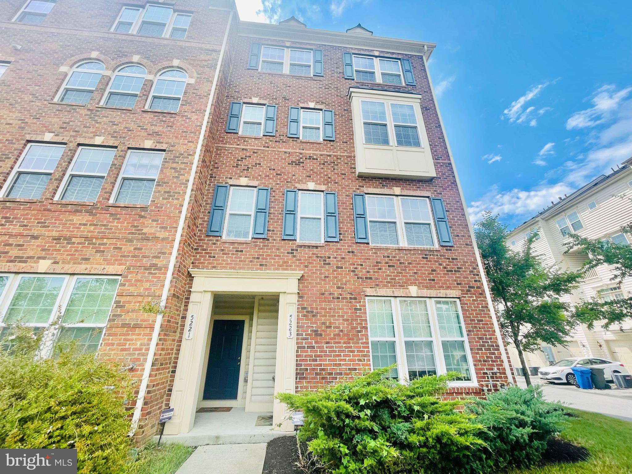 Greenbelt, MD 20770,5221 SABLE CT #307B
