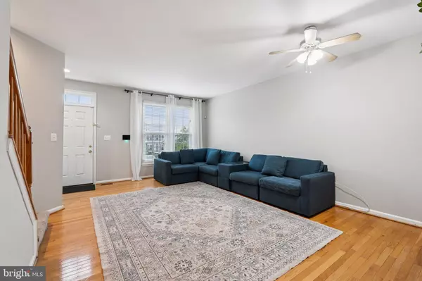 Leesburg, VA 20176,453 PEARLBUSH SQ NE