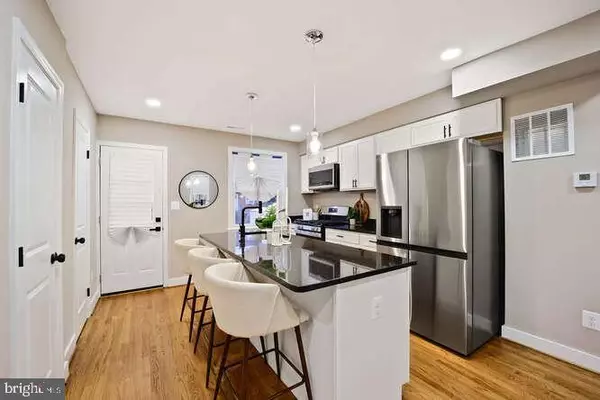 Washington, DC 20020,1632 RIDGE PL SE