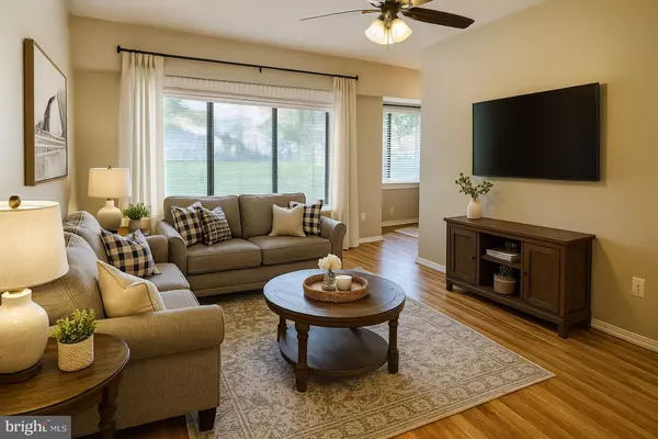 Manassas, VA 20110,8372 BUTTRESS LN #103