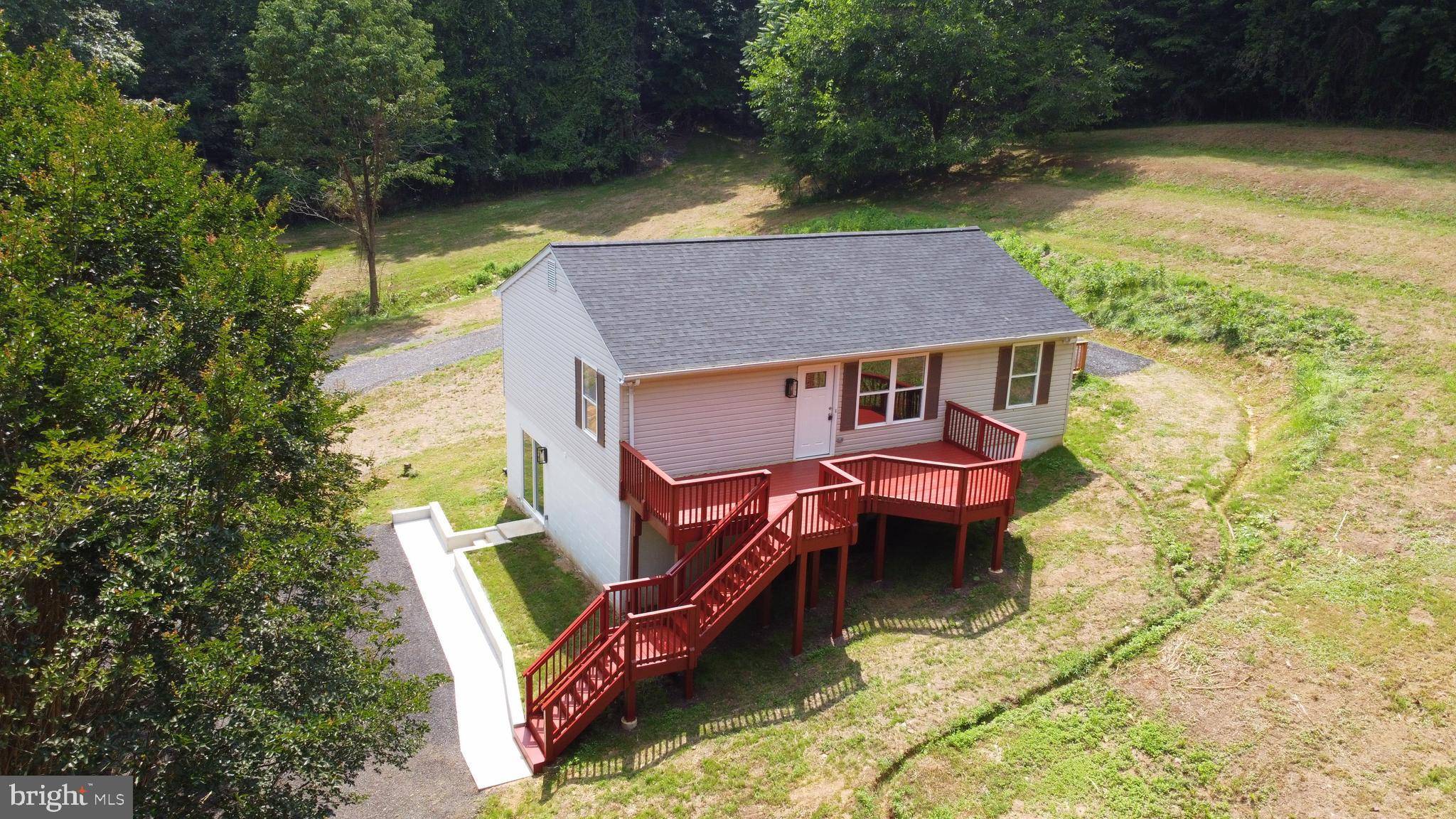 Amissville, VA 20106,1032 DEAL PL