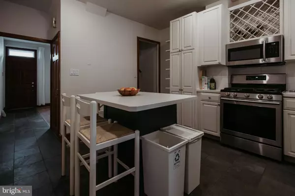 Philadelphia, PA 19127,207 KRAMS AVE