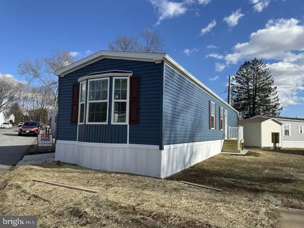 Sadsburyville, PA 19369,215 JAMIE LN