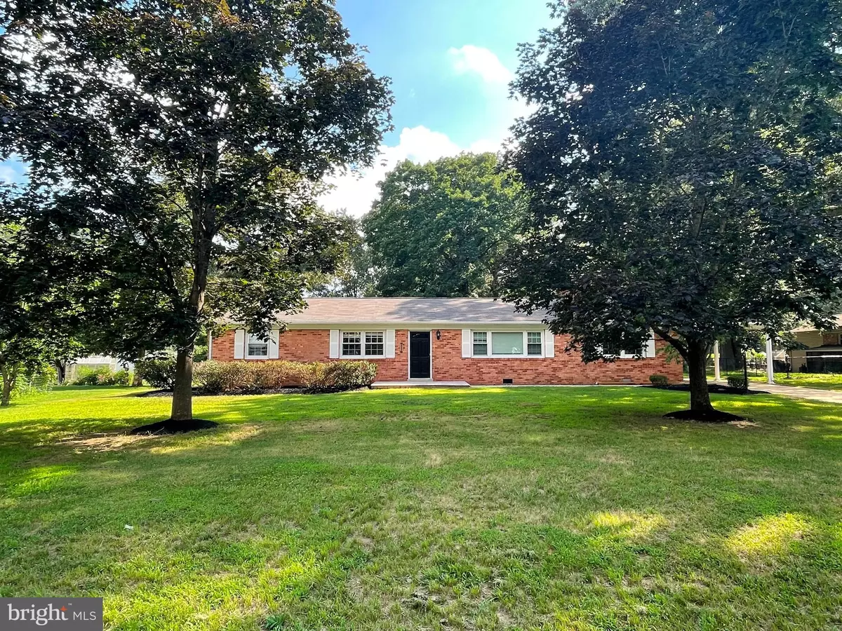 White Plains, MD 20695,10225 DOGWOOD DR